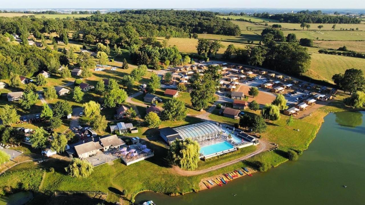 Le Camping Grand Cerf Hotel Gimouille Bagian luar foto