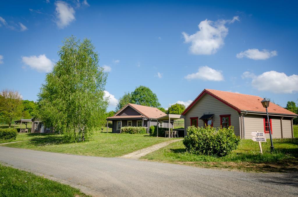 Le Camping Grand Cerf Hotel Gimouille Bagian luar foto